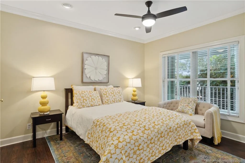 Photo of 9 Pineapple Lane