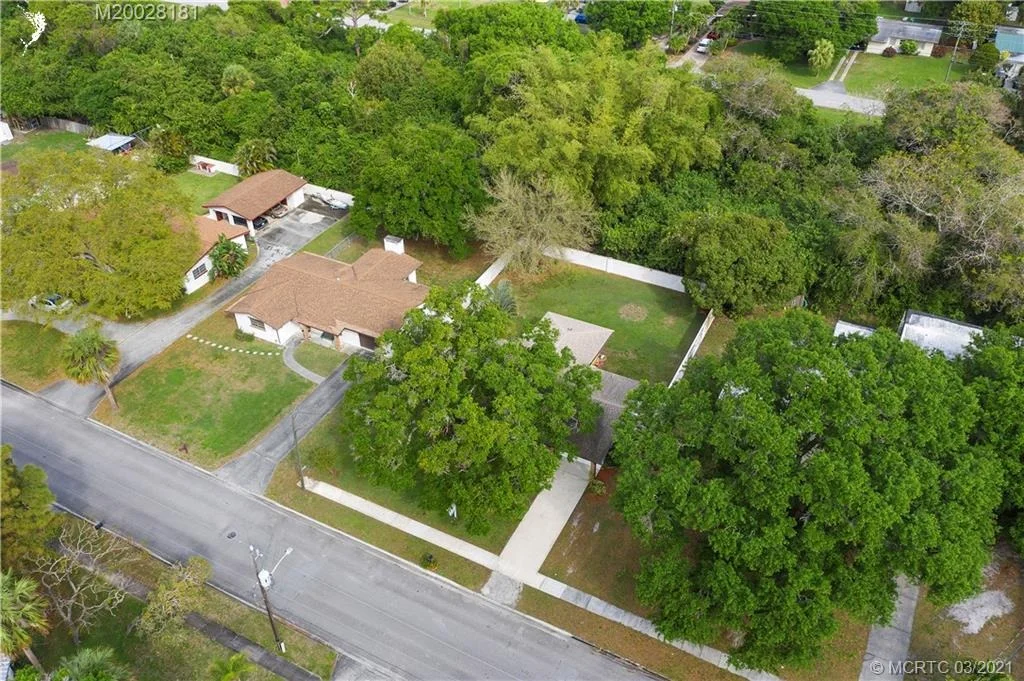 Photo of 1506 Edgevale Road