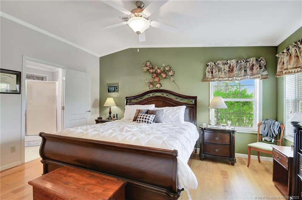 Photo of 4449 Royal Manor Boulevard