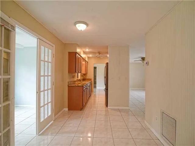 Photo of 2436 NW Everglades Boulevard