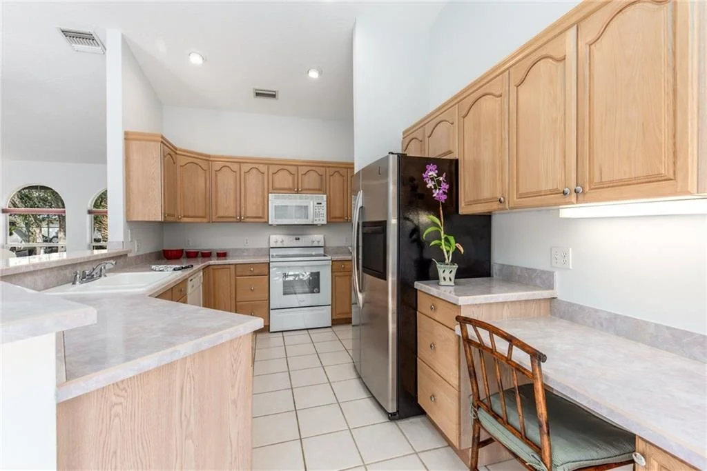 Photo of 542 SW Timber Trail