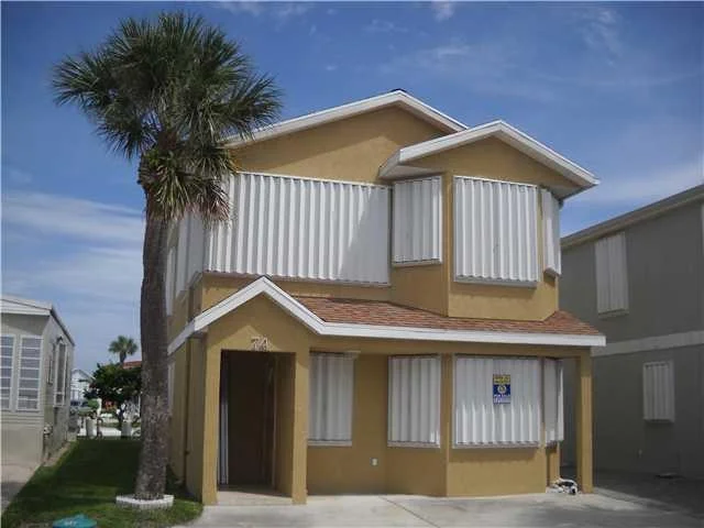 Photo of 74 Nettles Boulevard
