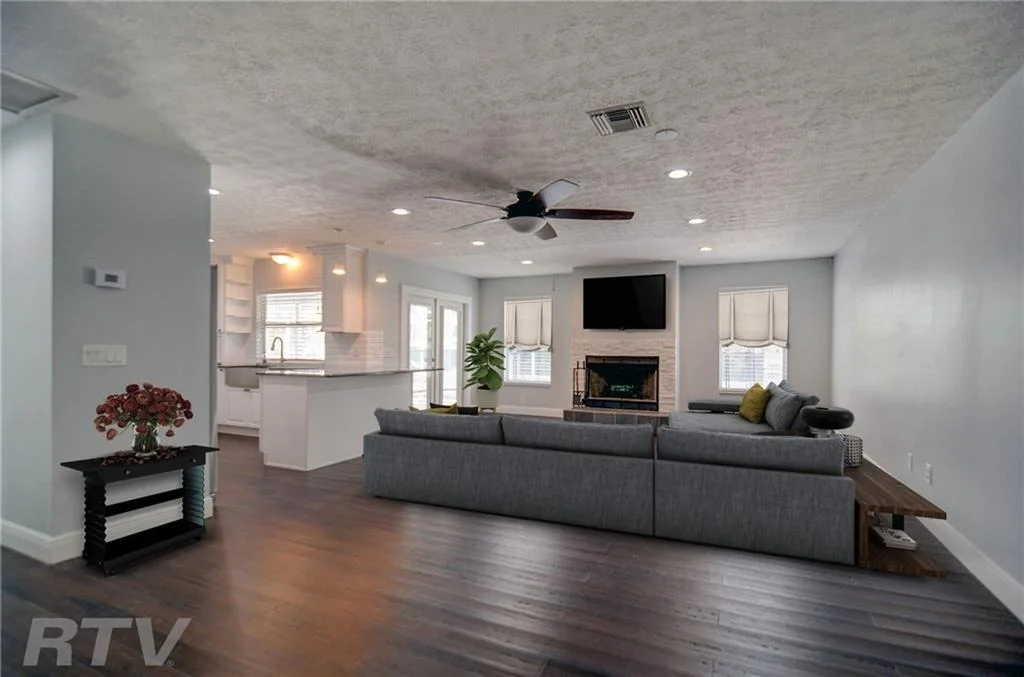 Photo of 63 NE Cypress Trail