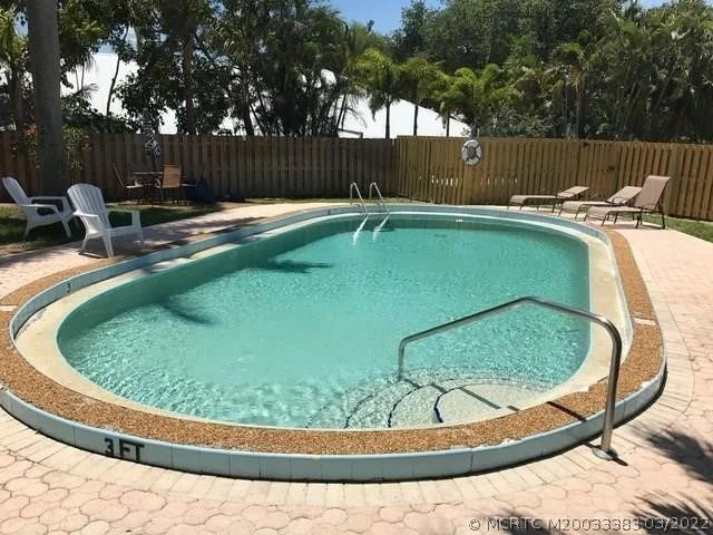 Photo of Unit B4 at 630 SE Ocean Boulevard