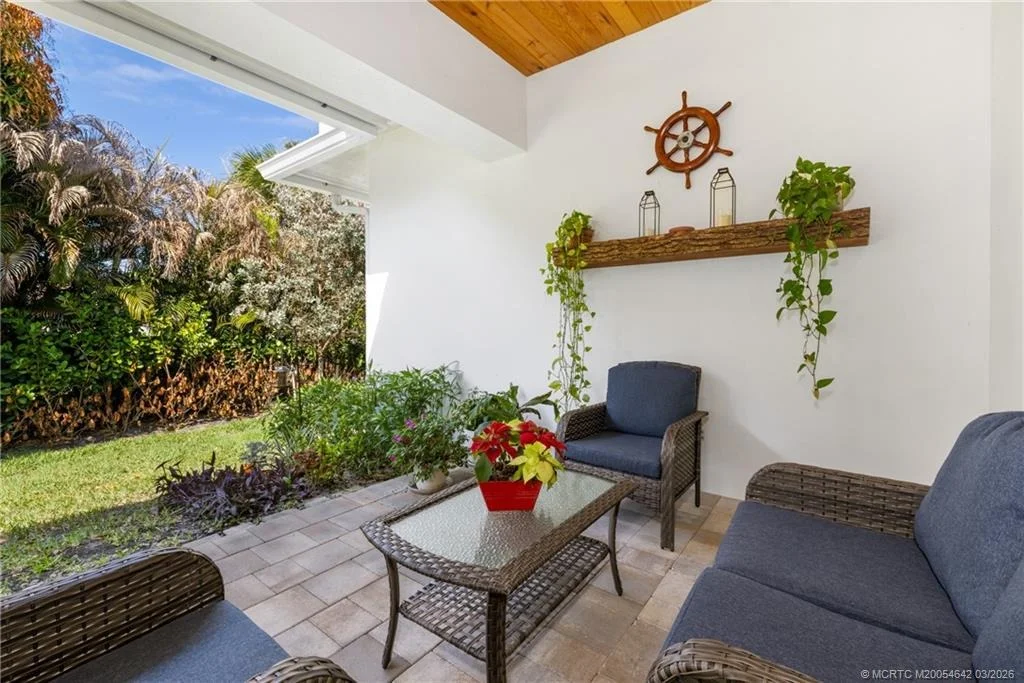 Photo of 5169 SE Horseshoe Point Road