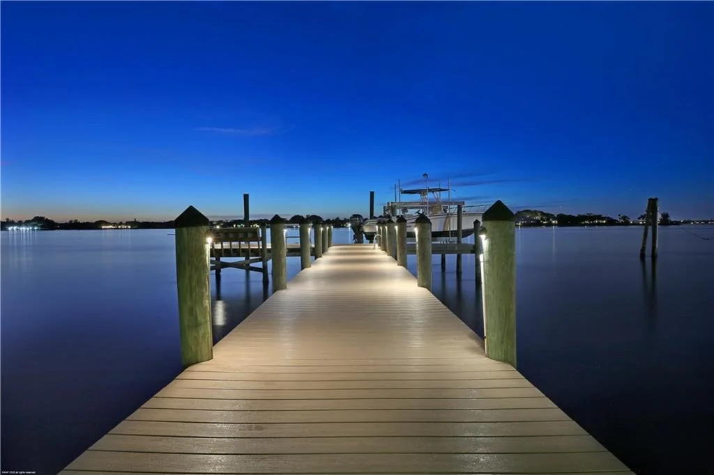 Photo of 37 W High Point Road