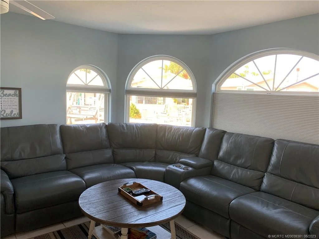 Photo of 23 Nettles Boulevard
