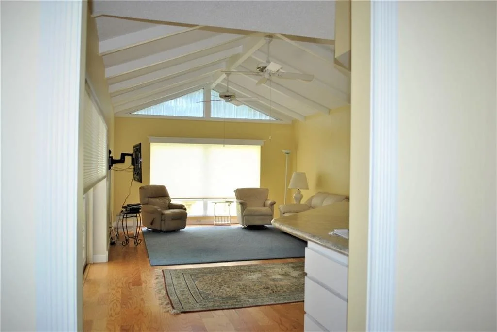 Photo of 3041 SE Fairway W