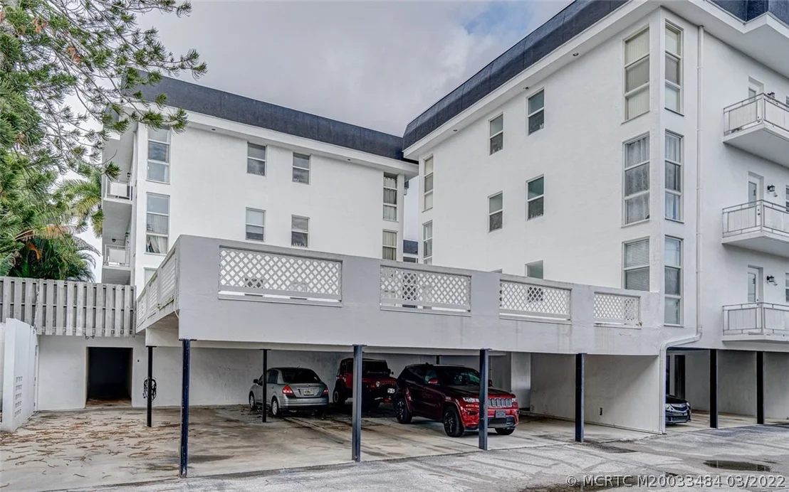 Photo of Unit B5 at 630 SE Ocean Boulevard