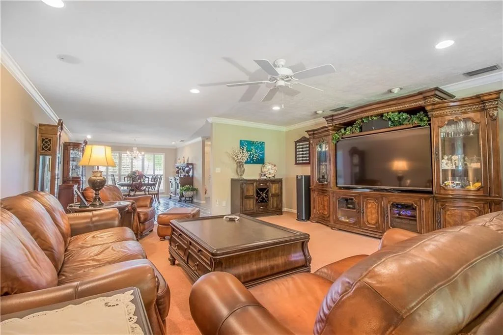 Photo of 2821 SE Fairway W
