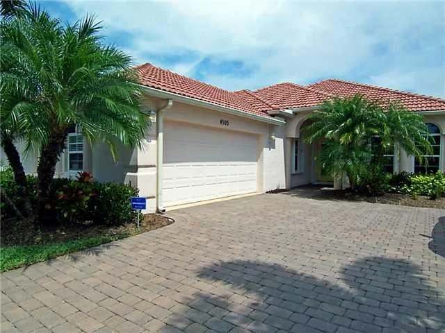Photo of 4503 NW Red Maple Drive