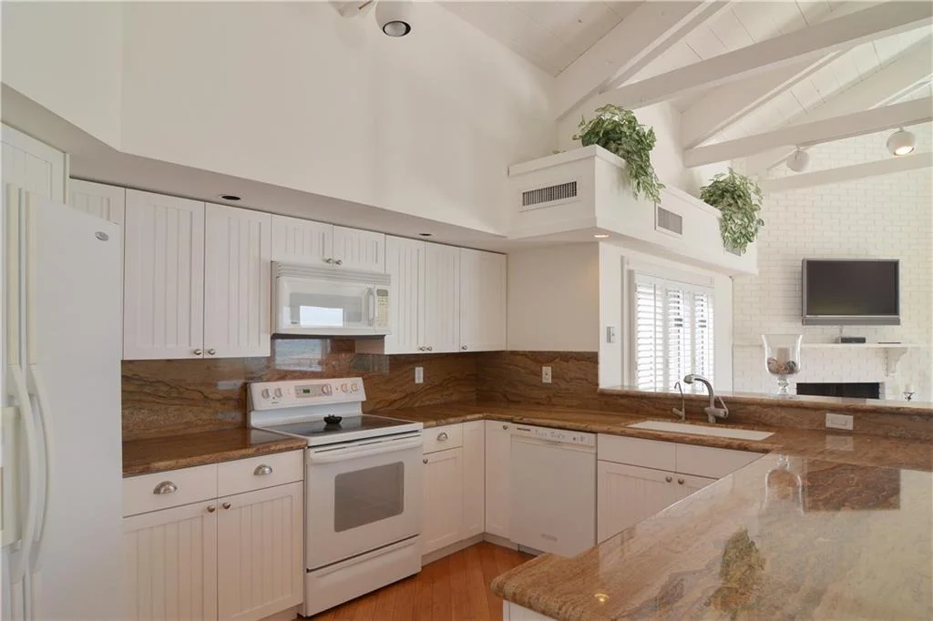 Photo of 1122 SE Macarthur Boulevard