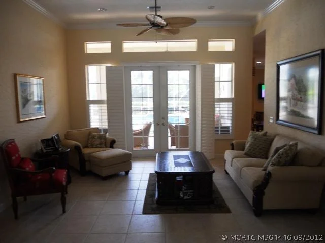 Photo of 82 SE Harbor Point Drive