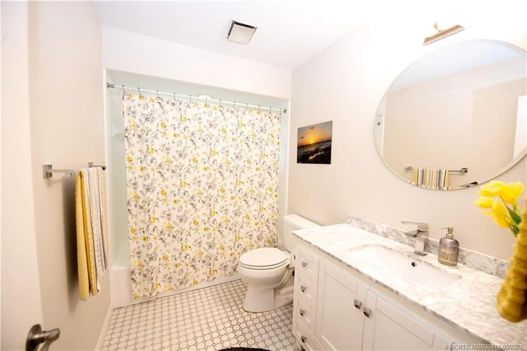 Photo of 3231 SE Fairway W