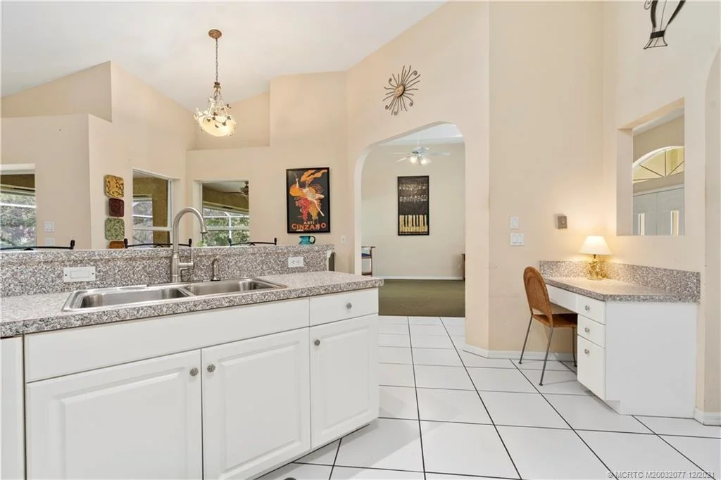 Photo of 515 SE Mill Stream Terrace