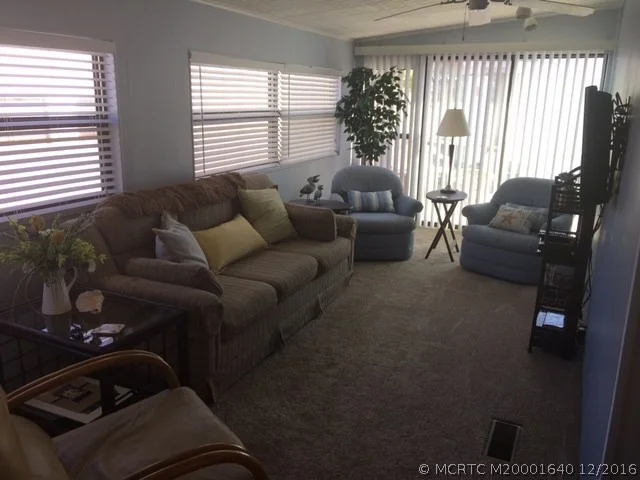 Photo of 1179 Nettles Boulevard