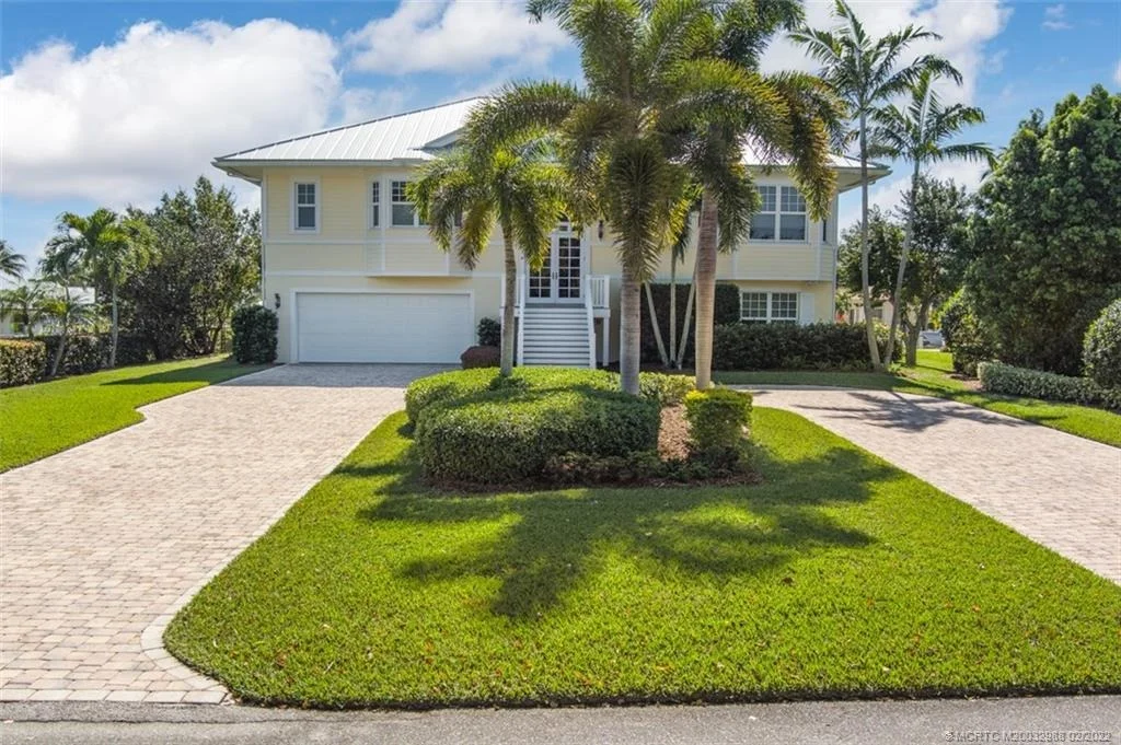 Photo of 5914 SE Horseshoe Point Road