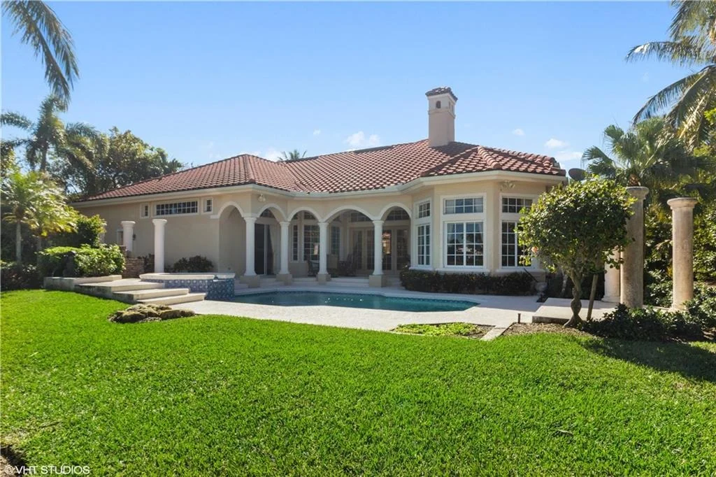 Photo of 7025 SE Harbor Circle