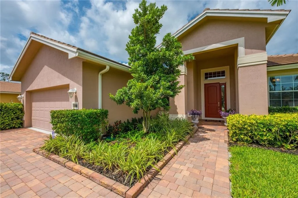 Photo of 1908 NW Waterwillow Way