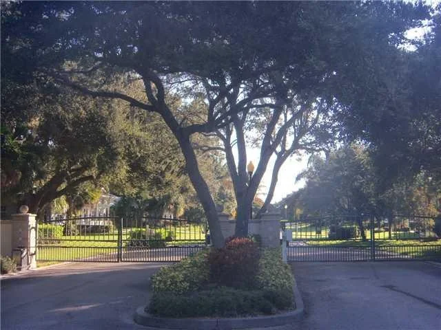 Photo of 5471 SE Reef Way