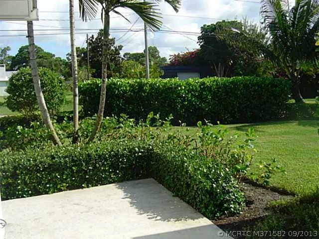 Photo of 4819 SE Horseshoe Point Road