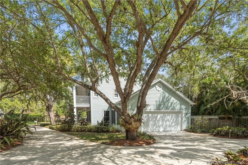 Photo of 9 Pineapple Lane