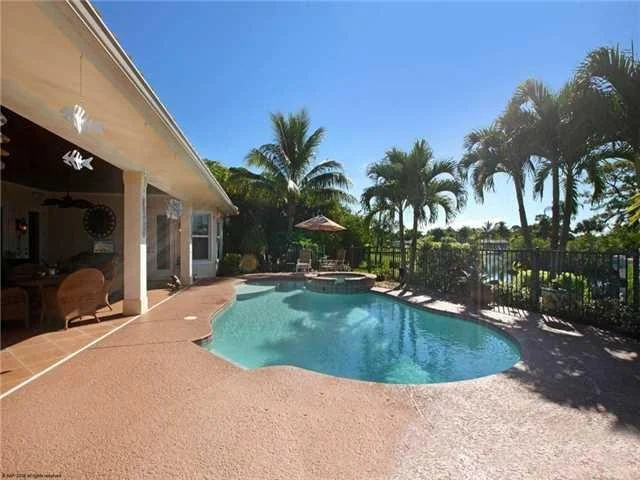 Photo of 1488 NW Lake Point