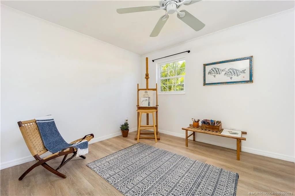 Photo of 504 SE Parkway Drive
