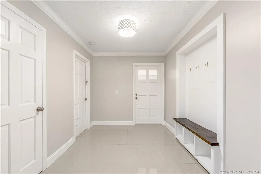 Photo of 1469 NW Fork Road