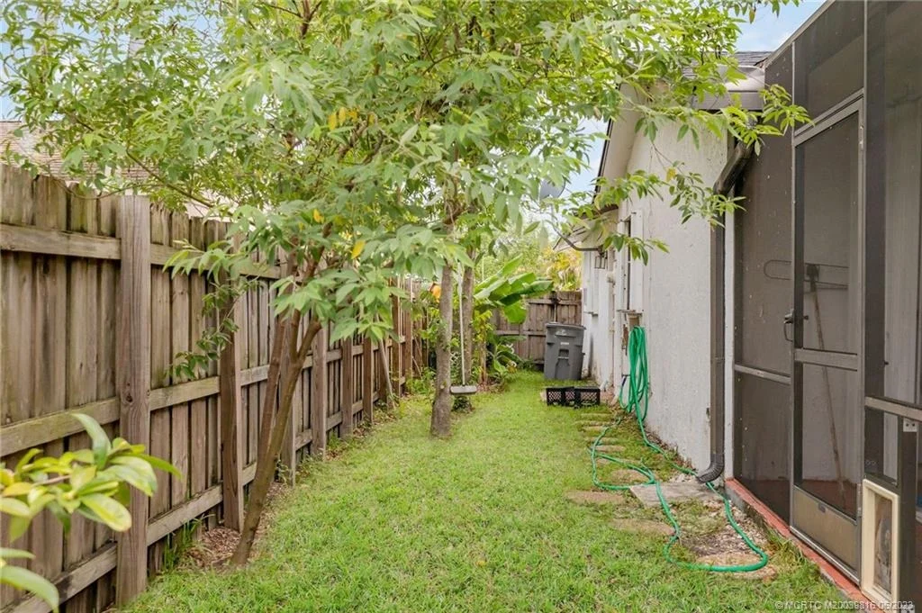 Photo of 22748 Neptune Road