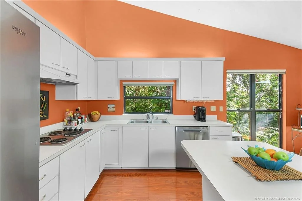 Photo of 8010 SE River Lane