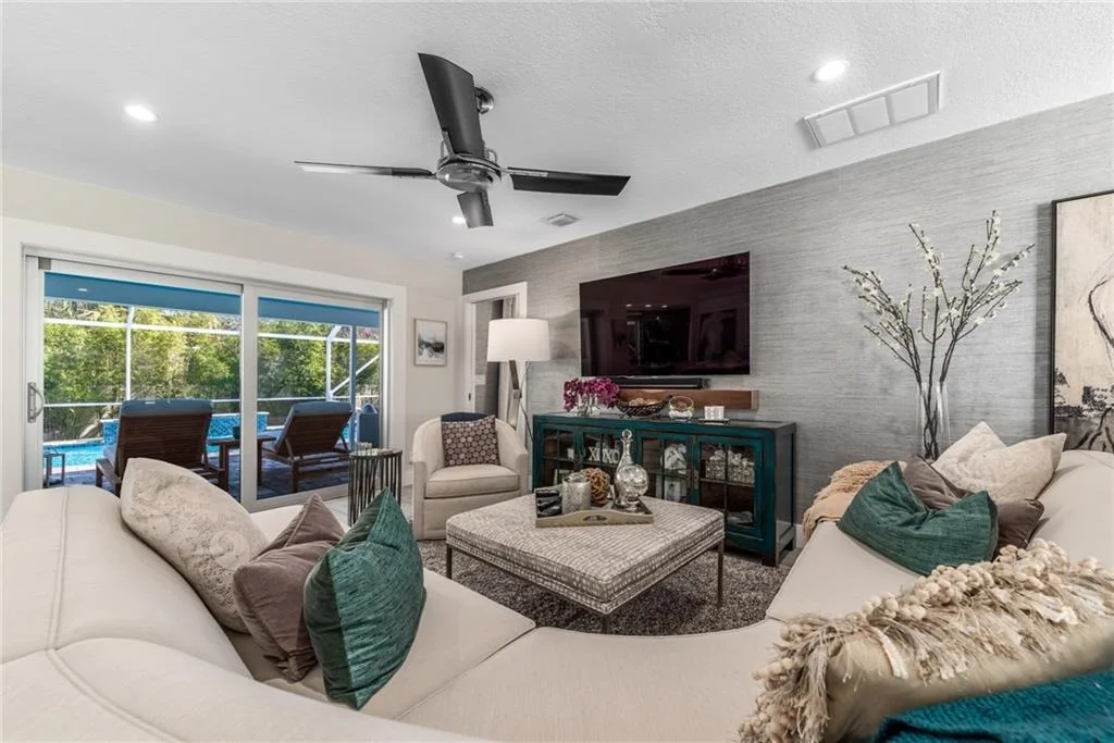 Photo of 3794 SE Fairway E