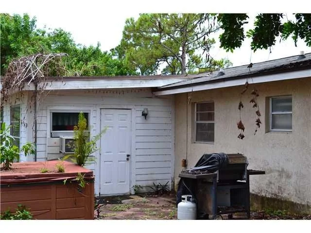 Photo of 1241 SE Seashell Lane