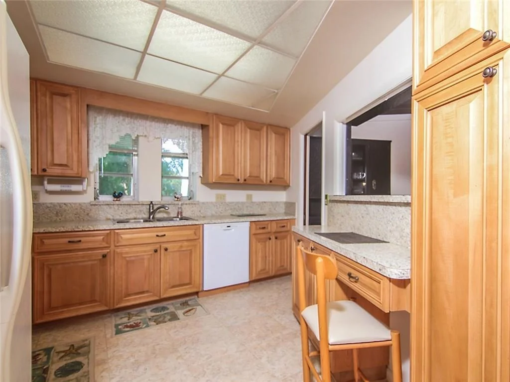 Photo of 1374 NW COCONUT POINT Lane
