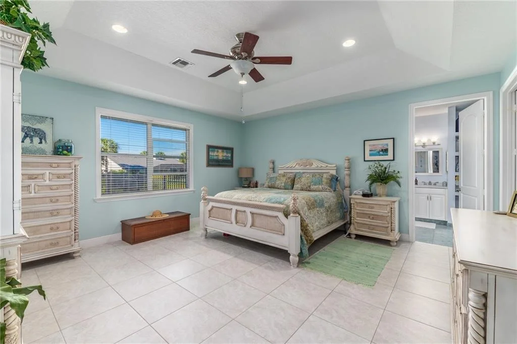 Photo of 2340 NW Bay Colony Drive