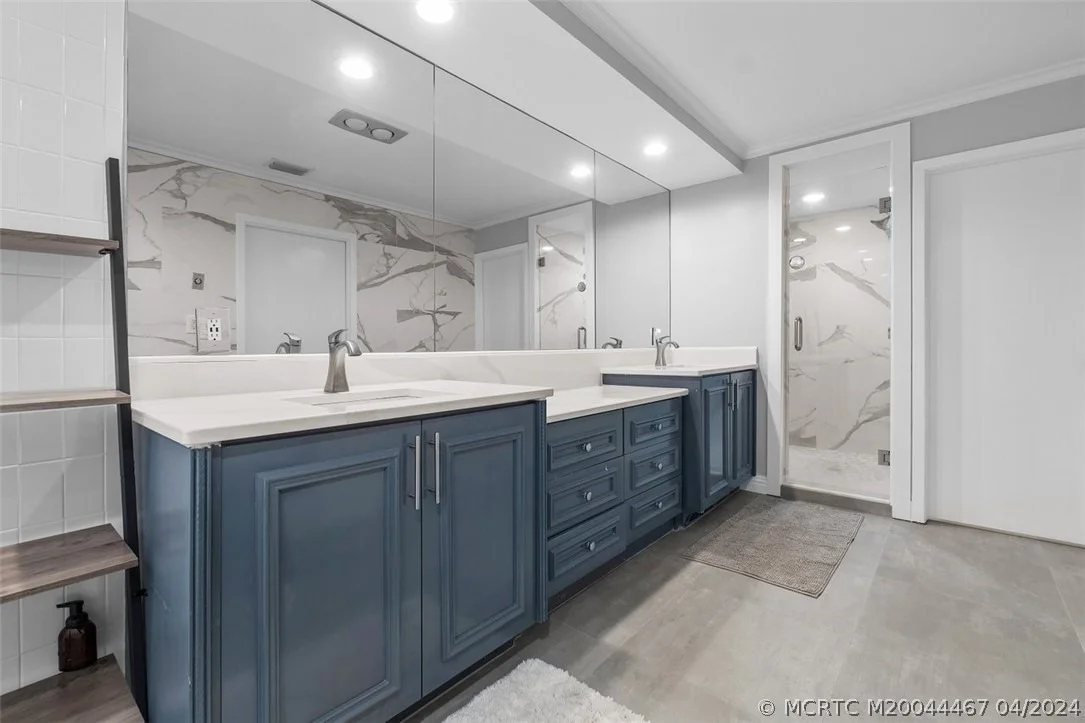 Photo of Unit 317 at 2001 SE Sailfish Point Boulevard