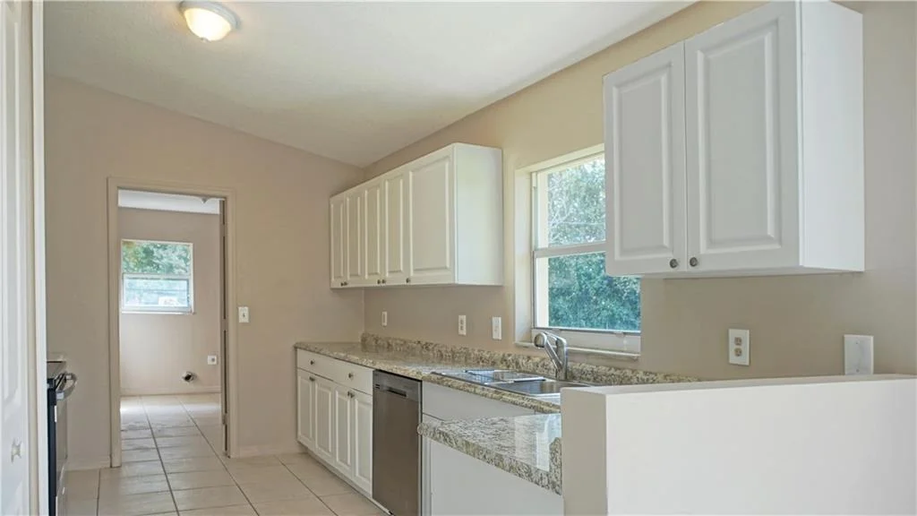 Photo of 3245 NW 34th Avenue