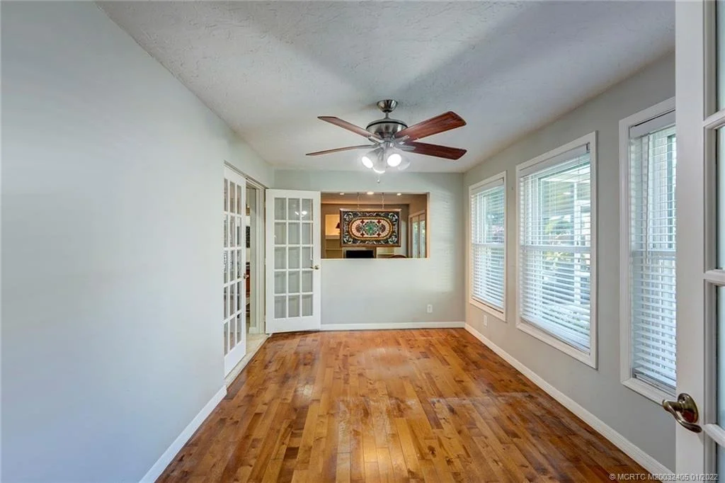 Photo of 338 SW Winnachee Drive