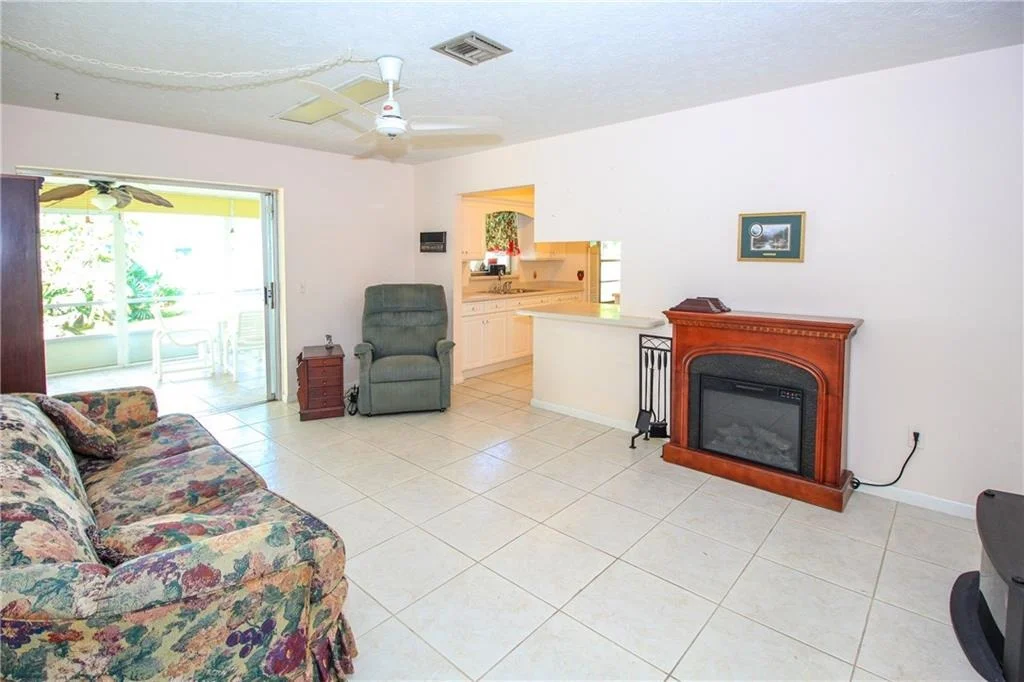 Photo of 5500 SE Paramount Drive