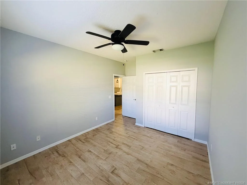 Photo of 449 SE Southwood Trail