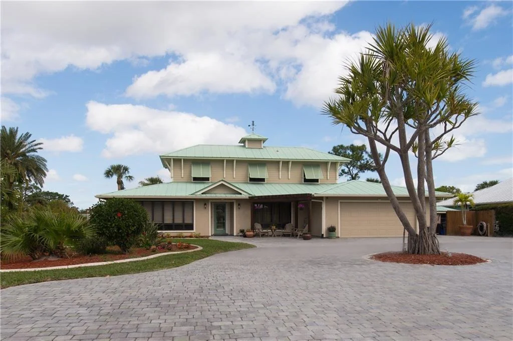 Photo of 834 NW Spruce Ridge Drive
