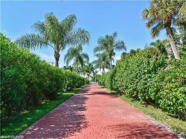 Photo of 2480 NW Britt Road