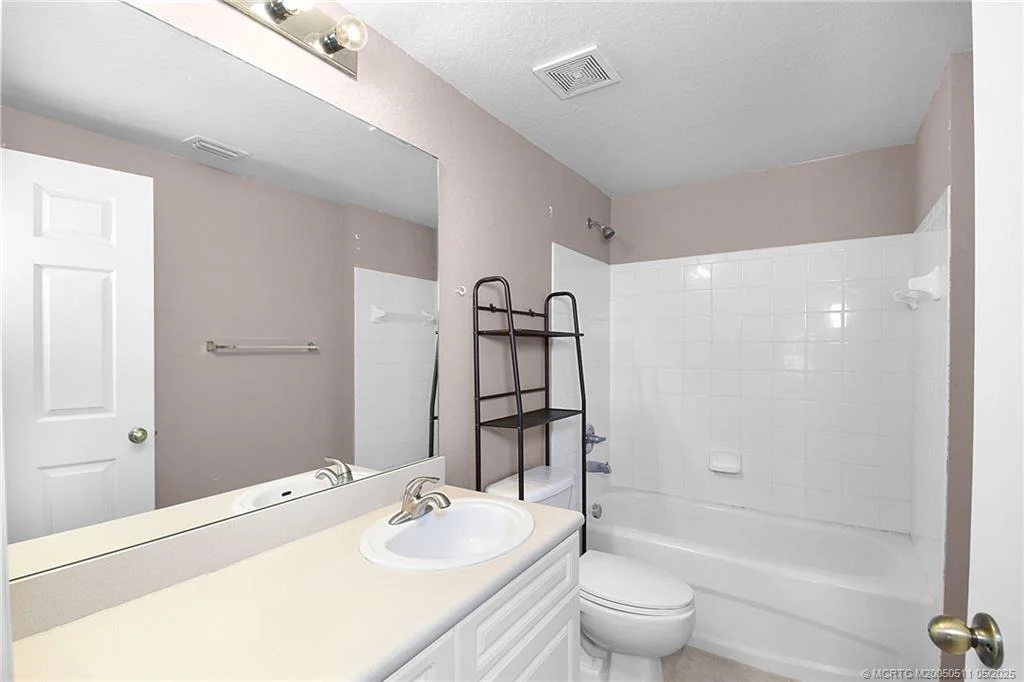 Photo of Unit 174 at 174 SE Kitching Circle