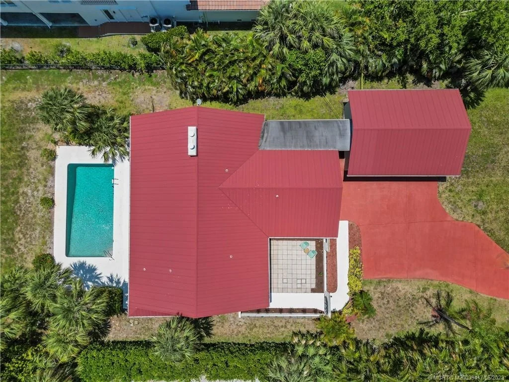 Photo of 104 N Sewalls Point Road