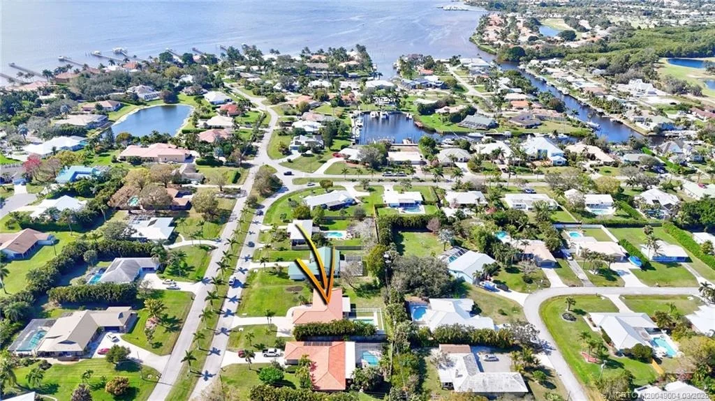 Photo of 2457 NW Everglades Boulevard