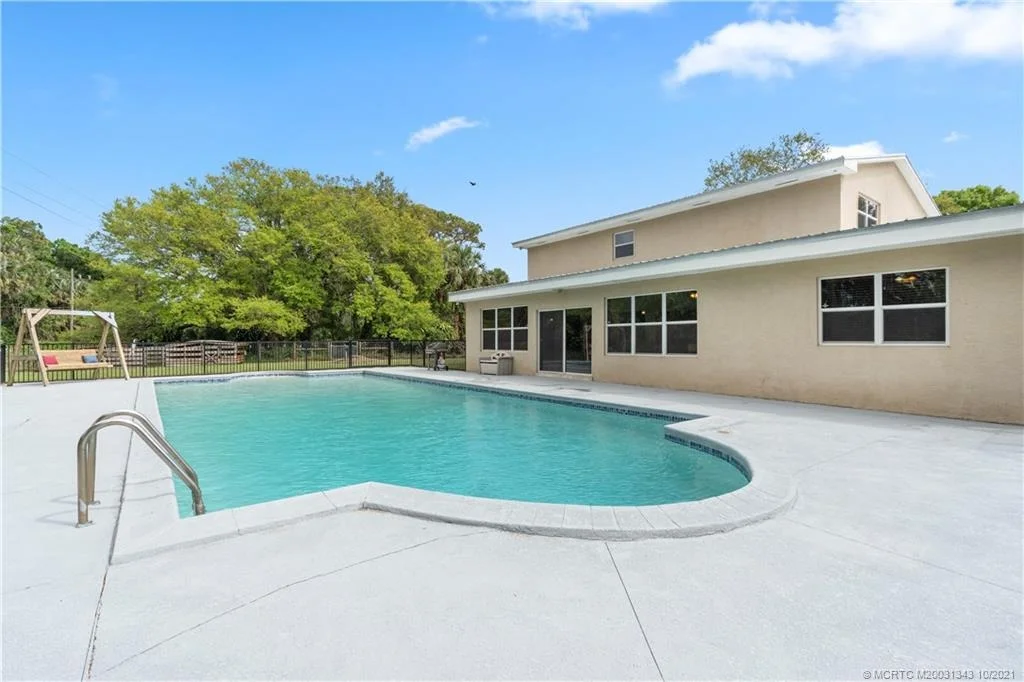 Photo of 2473 State Road 70 E
