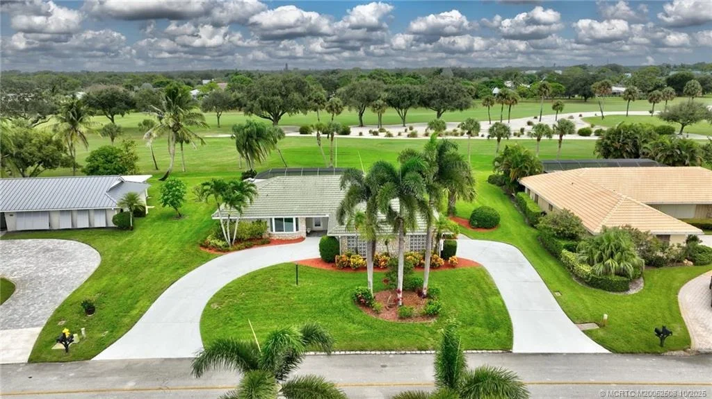 Photo of 3353 SE Fairway E