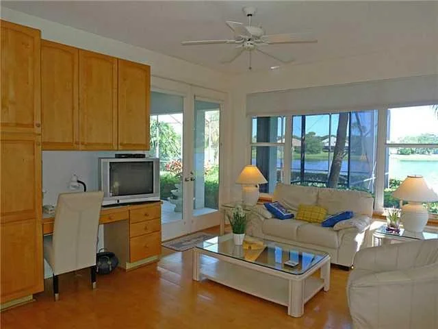 Photo of 1434 SE Brewster Place