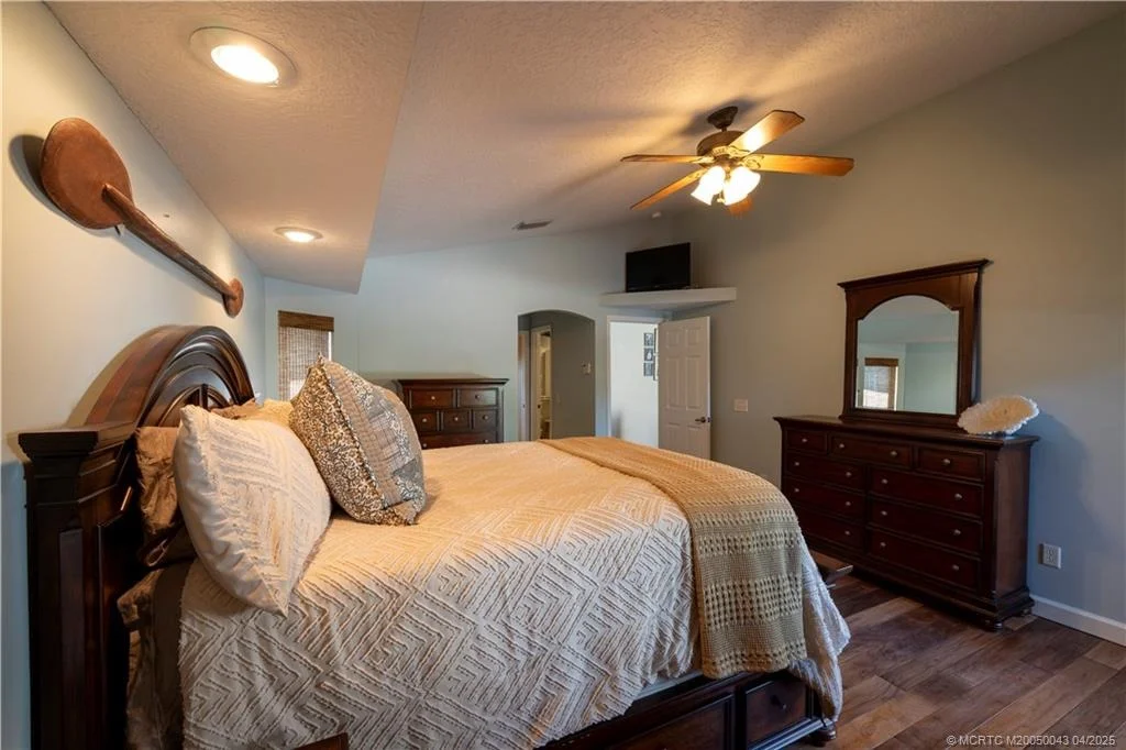 Photo of 1945 SE Emerald Court