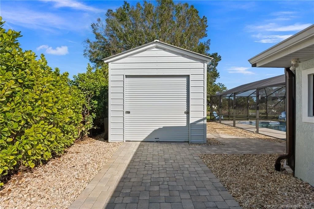 Photo of 1275 NW Pine Lake Drive